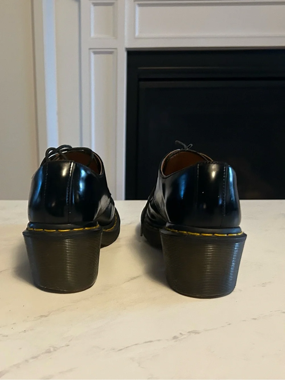 Black leather Dr. Martens 1461 platform shoes in US 8 #platform #drmartens